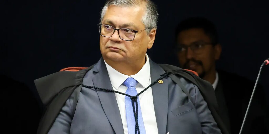 dino-afasta-prefeito-e-vice-de-macapa-por-suspeita-de-desvio-de-verba