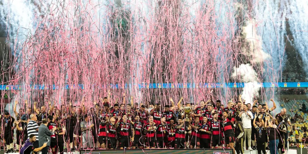 flamengo-vence-fluminense-nos-penatis-e-fatura-tricampeonato-carioca