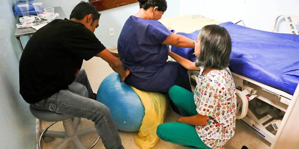 doula:-regulamentacao-reforca-integracao-da-categoria-ao-sus