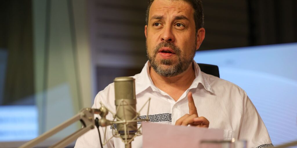 boulos-diz-que-fim-da-escala-6-por-1-e-“para-agora”