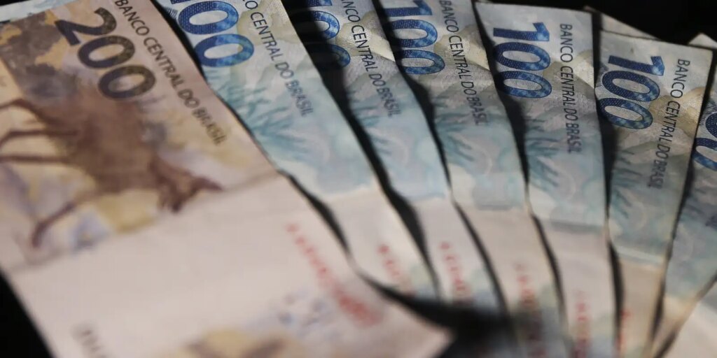 cmn-endurece-regras-para-bancos-captarem-recursos-com-garantia-do-fgc