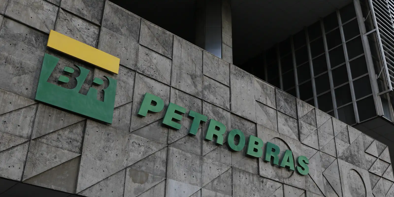petrobras-implementa-desconto-no-diesel-a-partir-de-segunda-feira