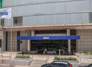 justica-suspende-uso-de-terrenos-como-garantia-ao-banco-de-brasilia