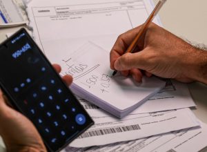 com-precatorios,-governo-tem-maior-deficit-para-meses-de-marco