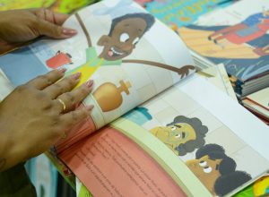 bienal-nas-escolas-entra-em-clima-de-copa-para-estimular-leitura-no-rj